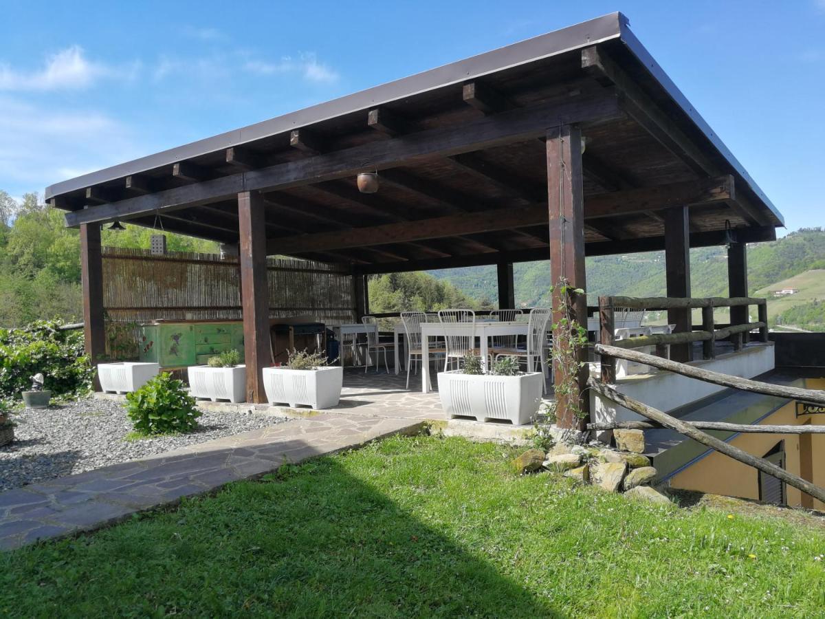 Tenuta Monteoliveto - Family Cottage - Agriturismo Nelle Langhe Vesime ภายนอก รูปภาพ