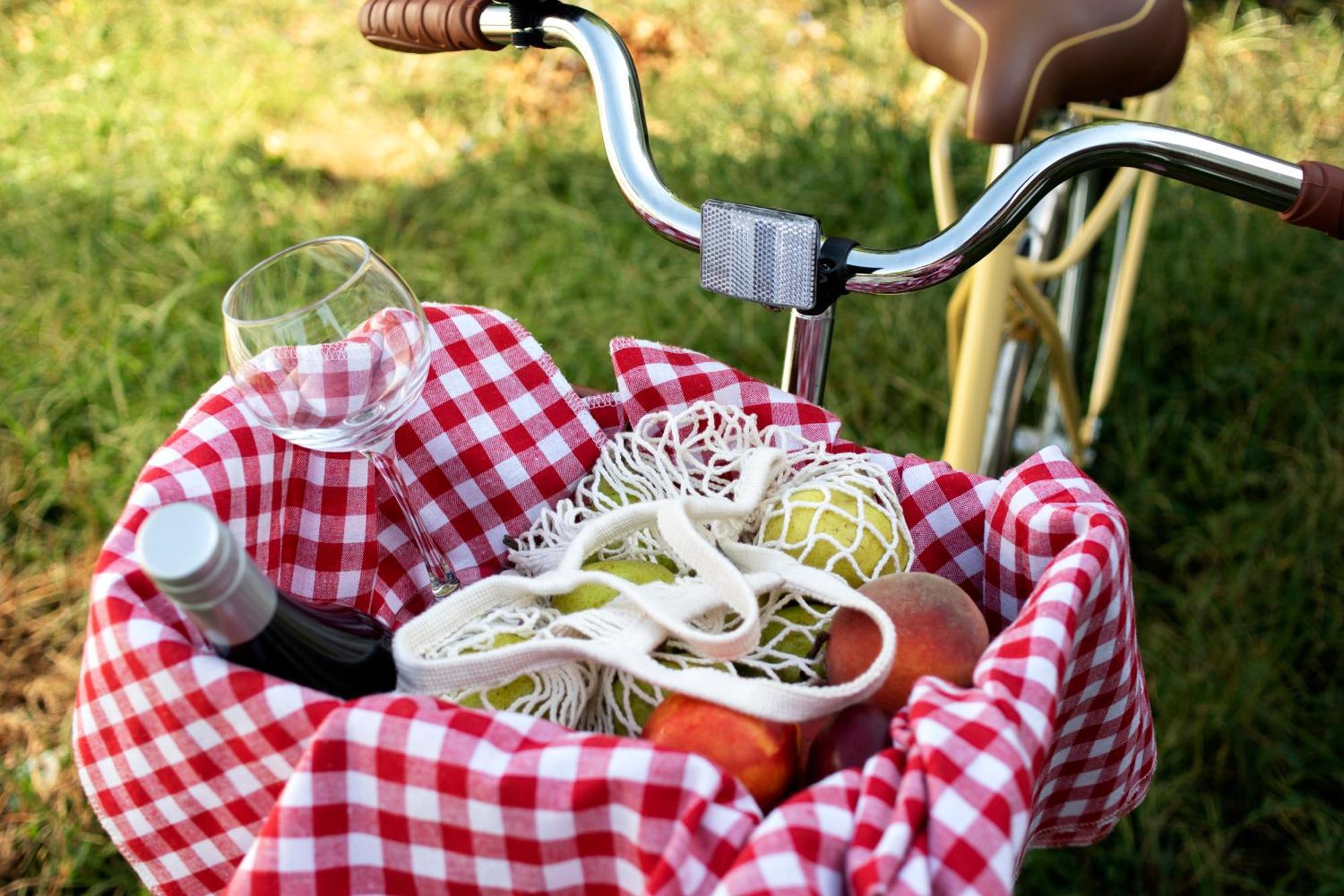 Tenuta Monteoliveto - Family Cottage - Agriturismo Nelle Langhe Vesime ภายนอก รูปภาพ